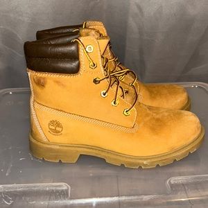 Women’s Size 8 Timberland Boots